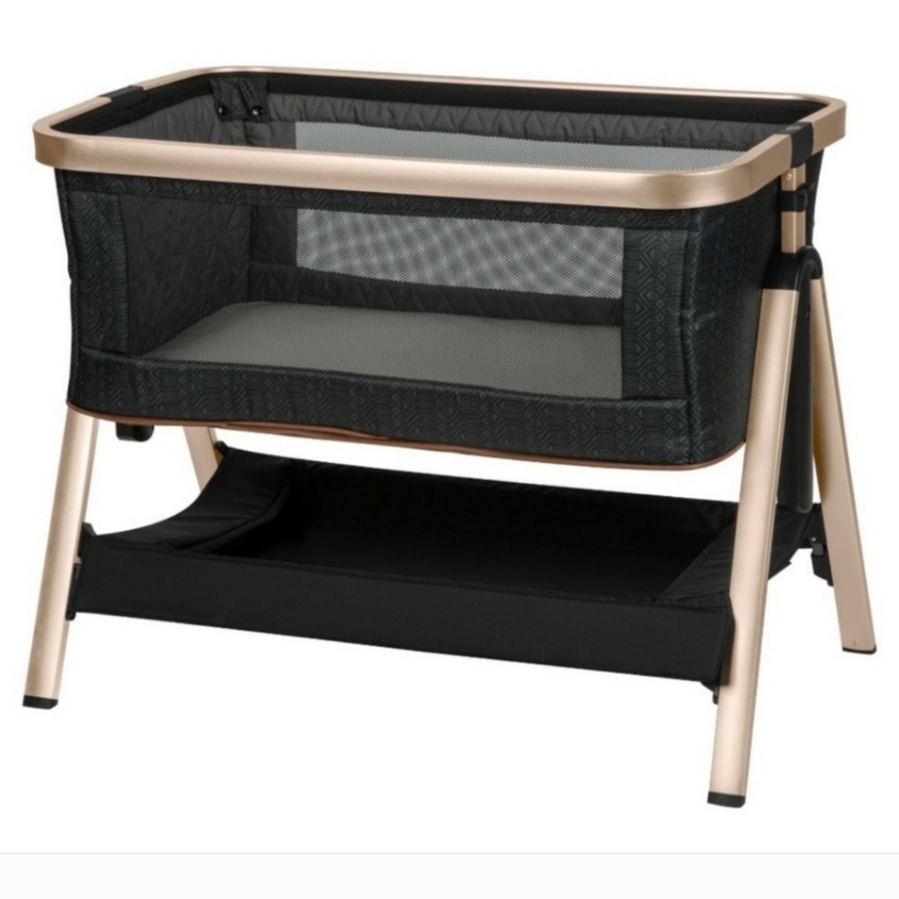 Monebeb Black and Gold Bassinet